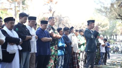 Doa Bersama di DPRD Makassar: Munafri dan Forkopimda Gelar Salat Ghaib Korban Kebakaran